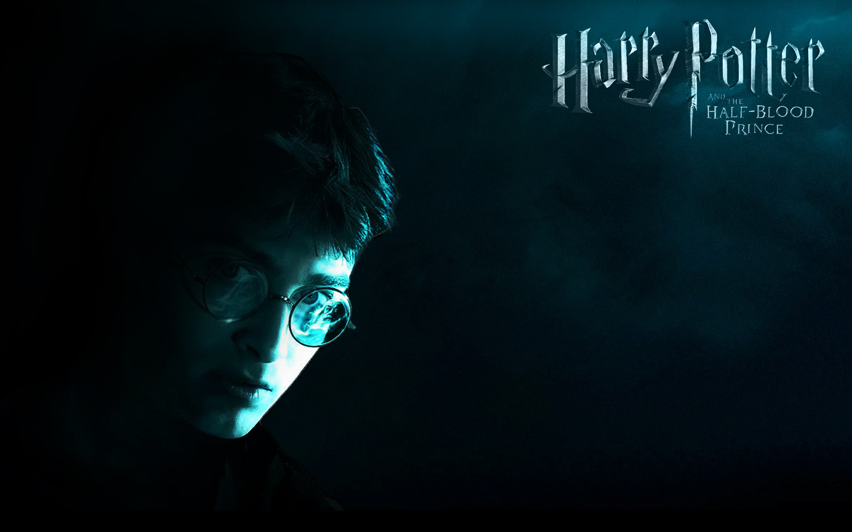 Harry potter half blood. Гарри Поттер и принц полукровка Постер. Гарри Поттер и принц полукровка зал. Гарри Поттер и принц полукровка обои. Халф Блуд принц.